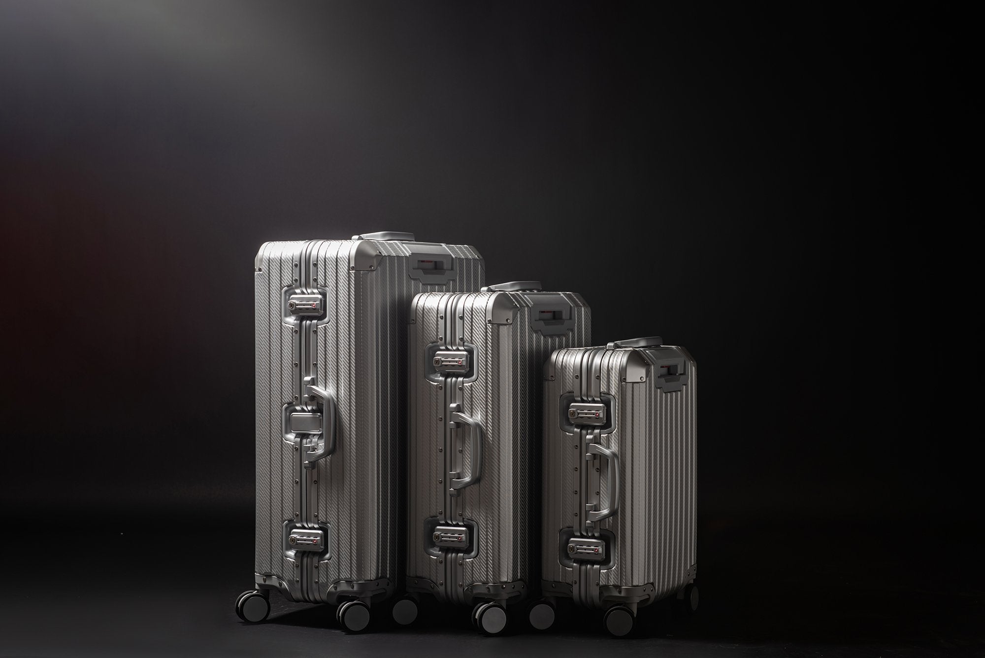 TREK Aluminum Suitcase Silver MVST
