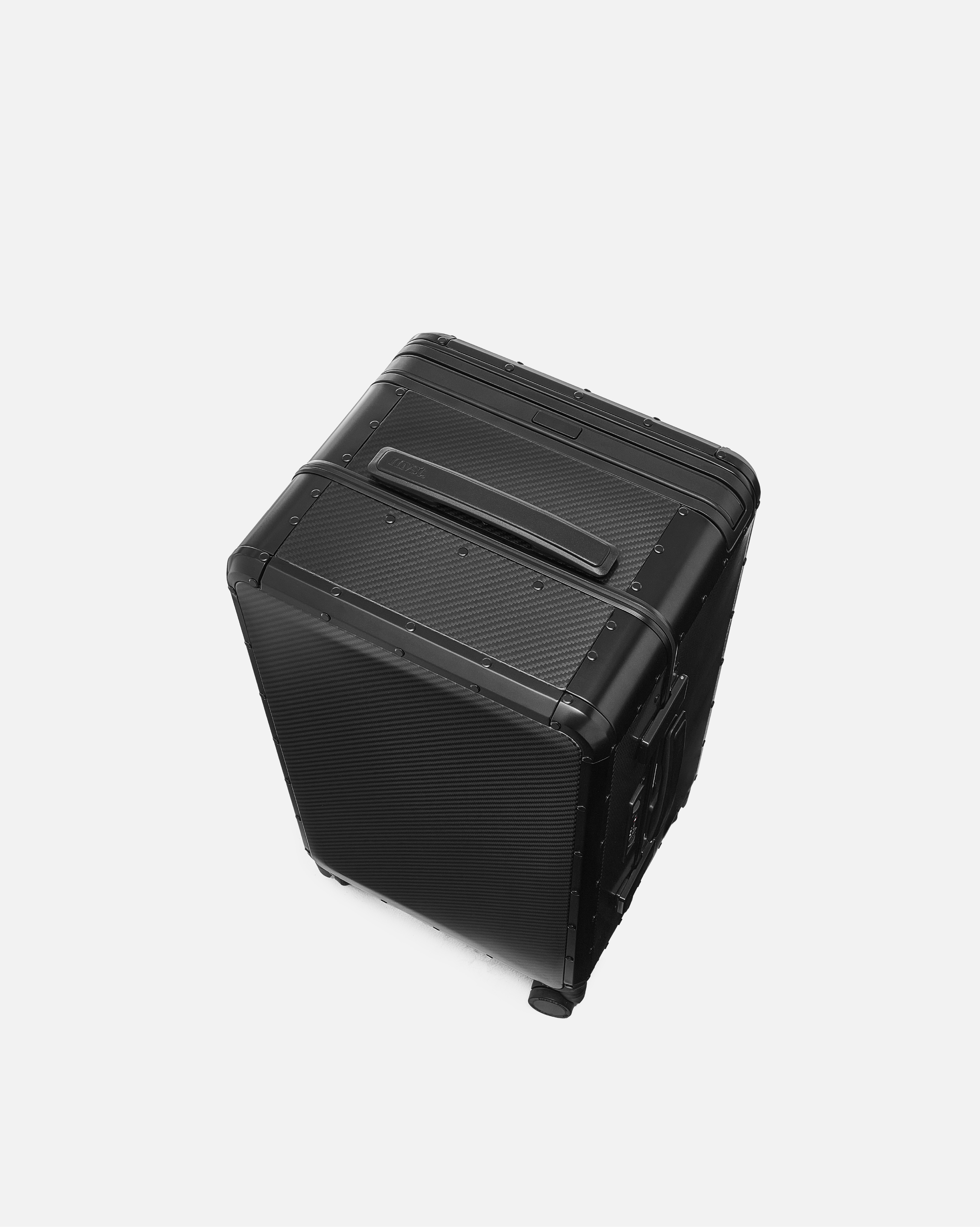 Carbon S 2.0 Carbon Fiber Suitcase Black Medium Trunk