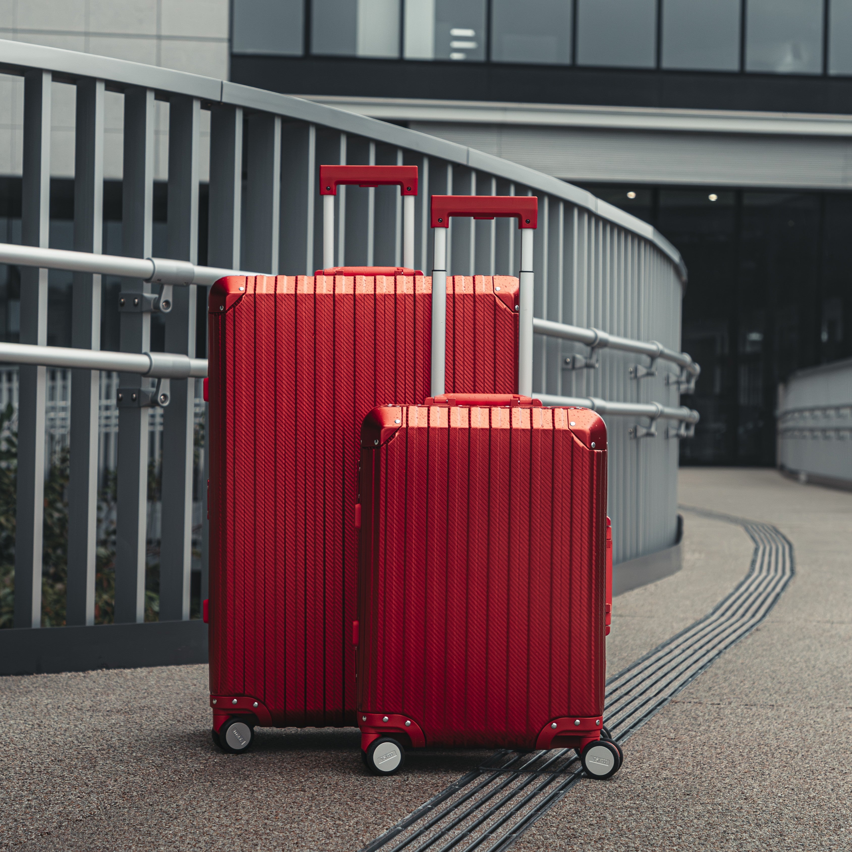 TREVA Aluminum Suitcase Red