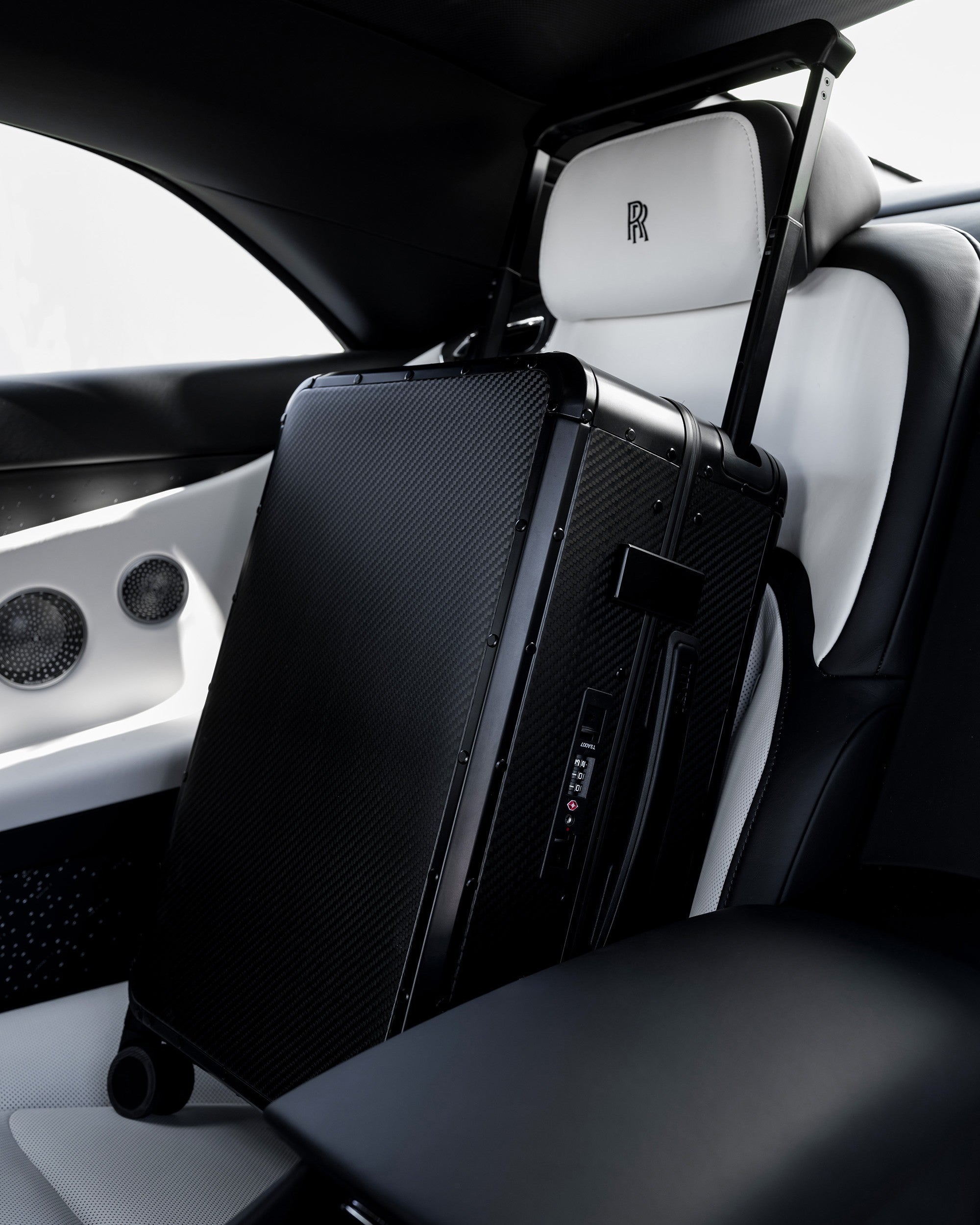 TREVA Aluminum Suitcase Red | MVST