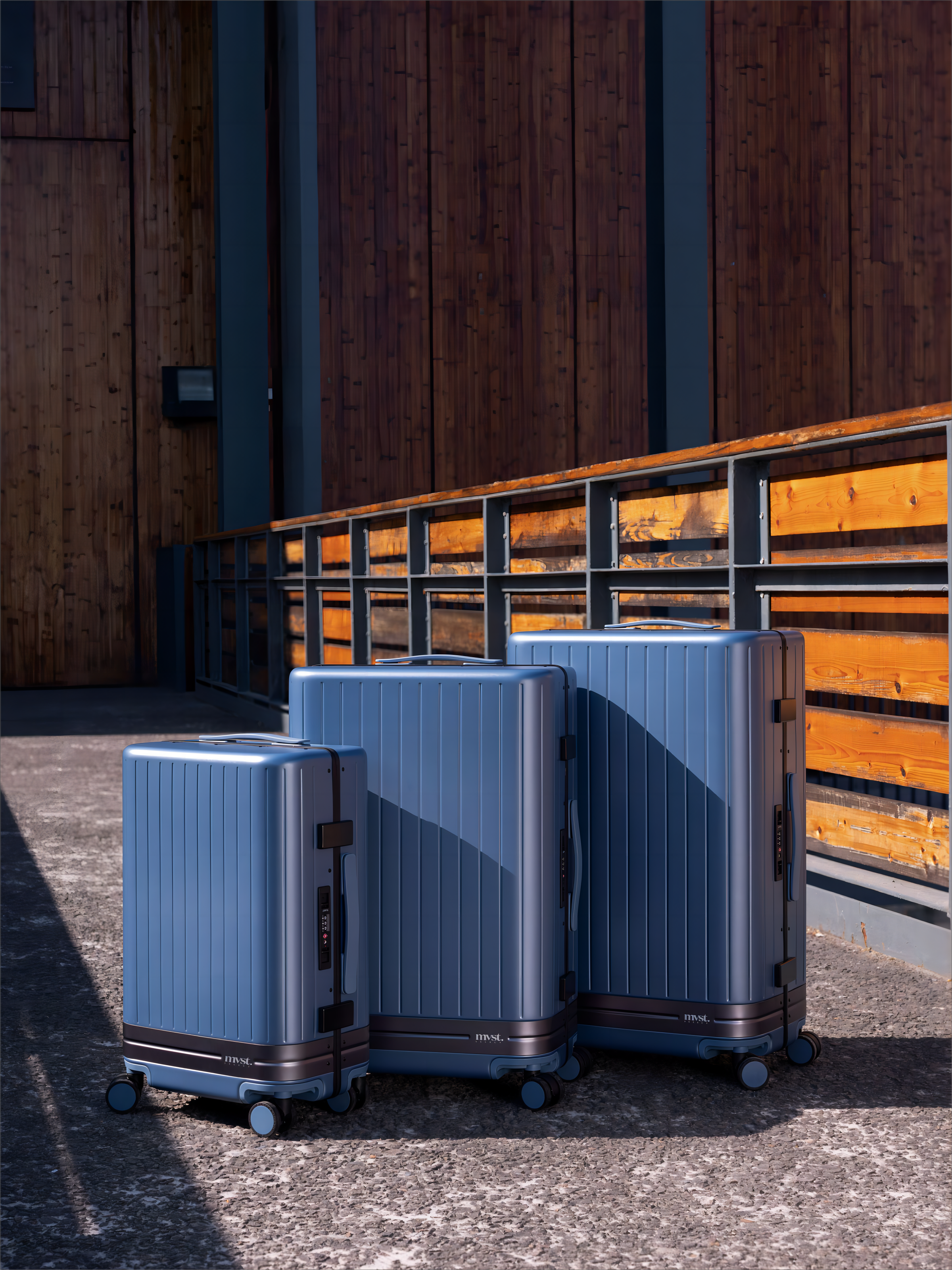 C45 Polycarbonate Suitcase Blue MVST